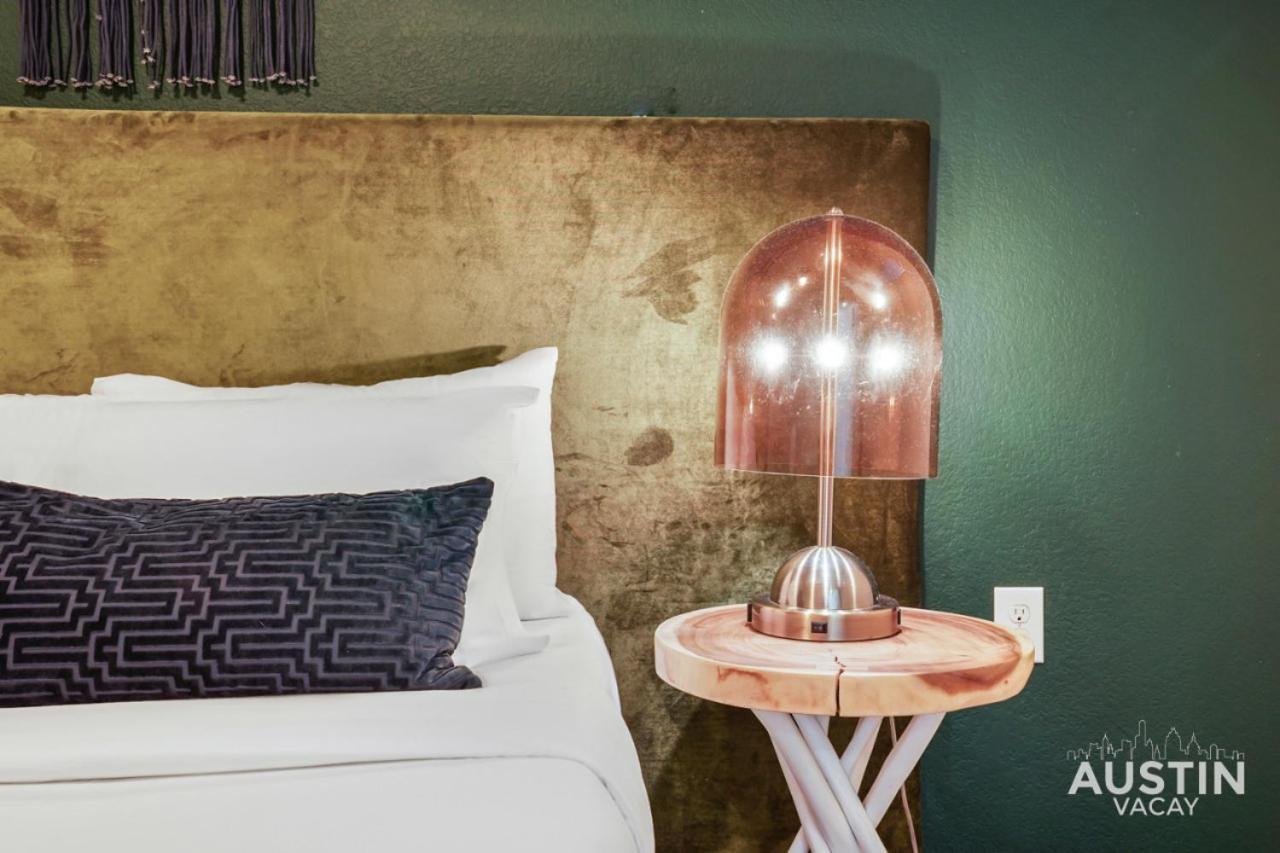 Stylish 4Br With Smart Tv And Free Garage Parking Appartement Austin Buitenkant foto